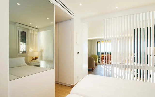 Glyfada Glow Suites by Corfuescapes
