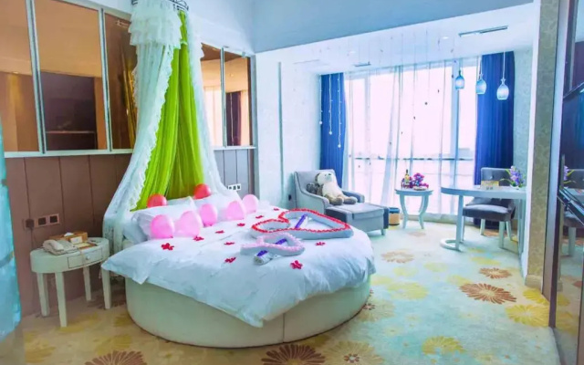 Vienna International Hotel (Fuzhou Taijiang Wanda Gaohu Longfu)