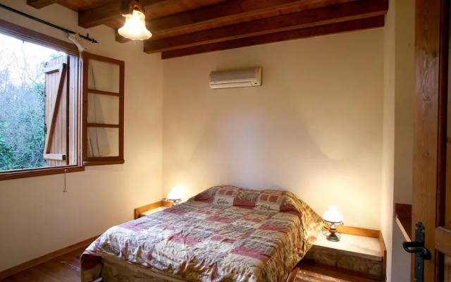 Valencia Grove Villa