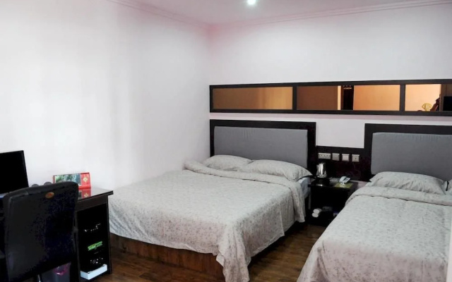 Zhuo Ya Boutique Hotel(蛟河卓亚精品酒店)