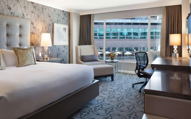 Fairmont Waterfront