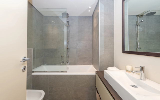 Luxury stay at Park view Dubai