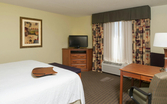 Hampton Inn Macomb
