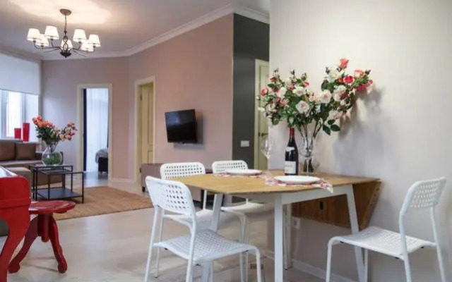 Lotos for You Apartments 2, RED PIANO