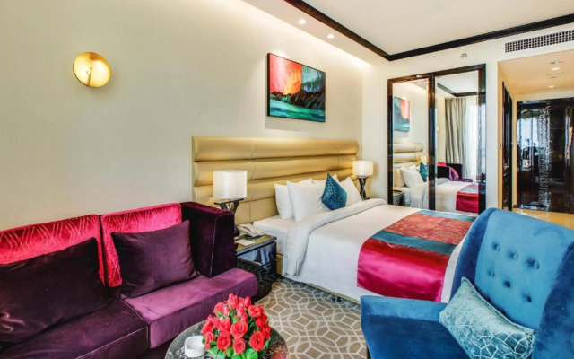 NagaWorld Hotel & Entertainment Complex