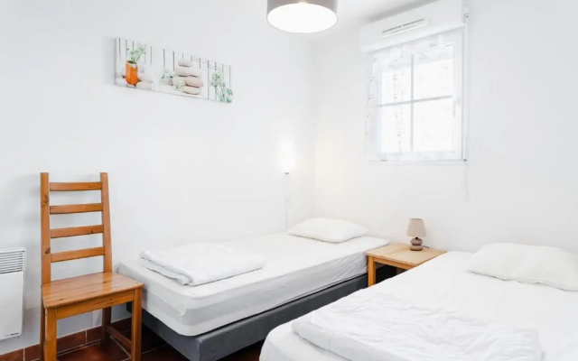 GB2-2110 : NARBONNE PLAGE : Appartement T3, 5 couchages