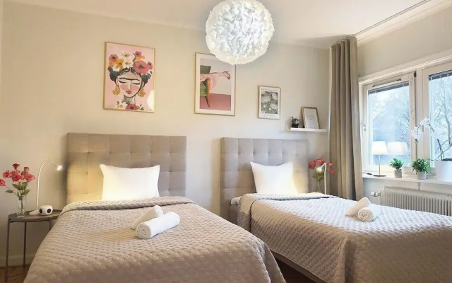 Prinshöjden Hotel - Smart Digital Apartments & Villas