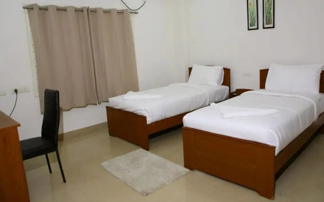 OYO 12459 SilverKey Gachibowli