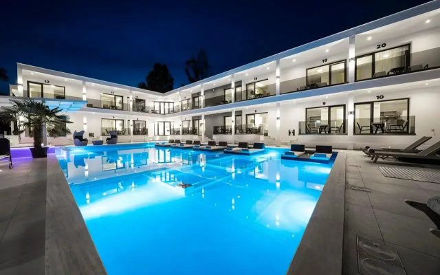 Avaton Luxury Resort