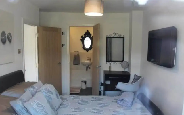Modern Detached House With Sea View by Llandudno