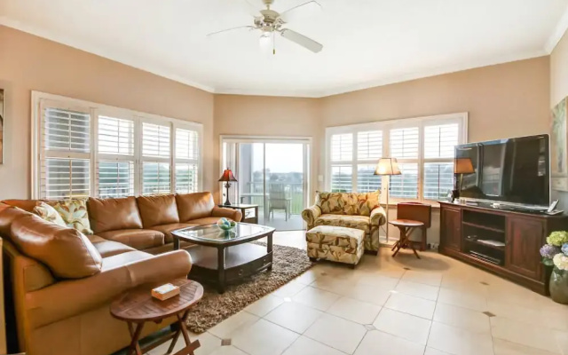 Ocean Park - 3 Br Condo