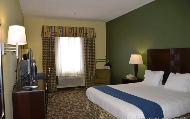 Holiday Inn Express Hotel & Suites Dumas by IHG