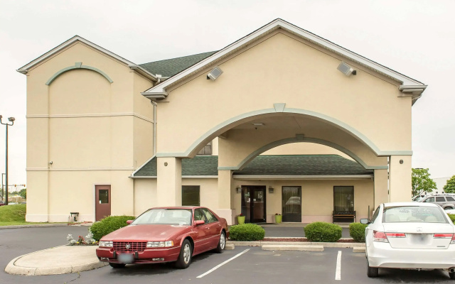 Quality Inn & Suites Columbus West - Hilliard