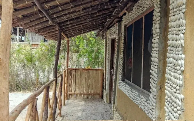 Room in B&B - Mida Creek Eco Camp 1