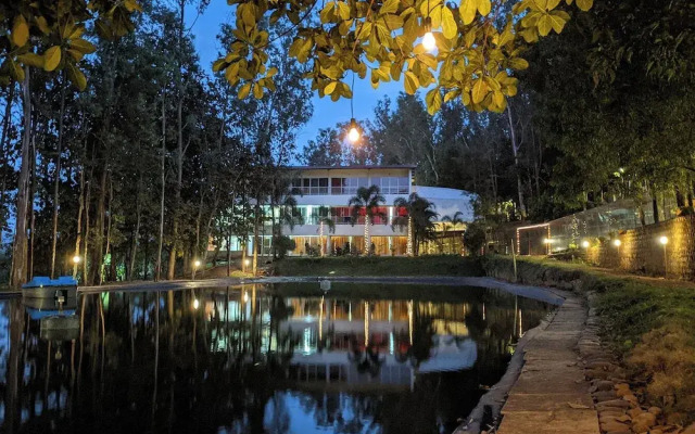 Shoonya Farm Retreat