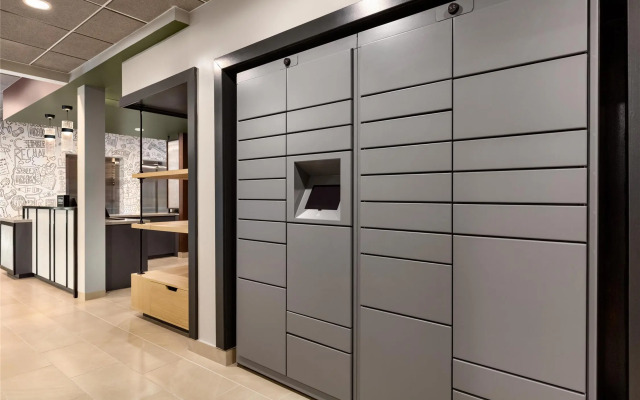 LivSmart Studios By Hilton Kokomo