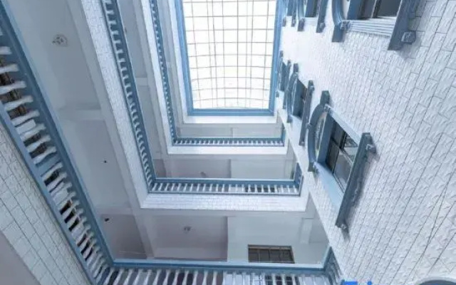 Jiayuan Hotel (Nanhu Park, Xintiandi Pedestrian Street, Mengzi)