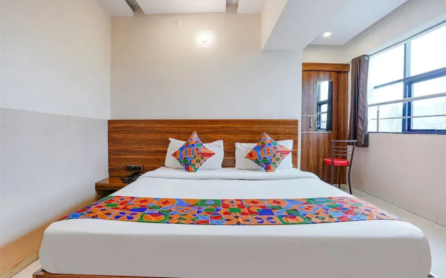 Fabhotel Paradise Inn