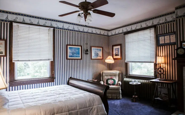 Brownsville Road House Bed & Breakfast