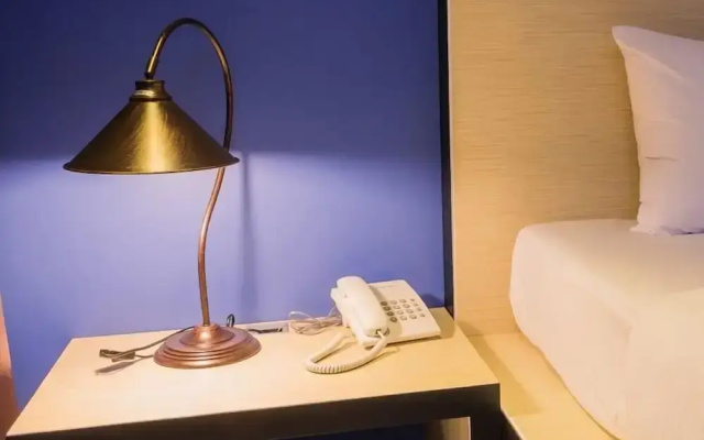 Thong Manee Apartments