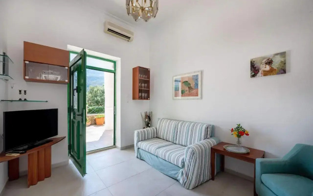 Kornilias home