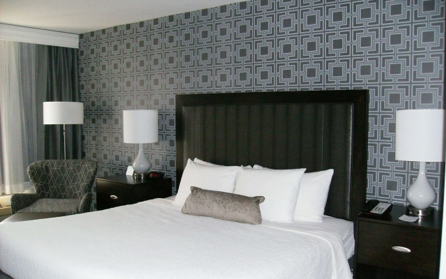 Best Western Plus Bradford Inn