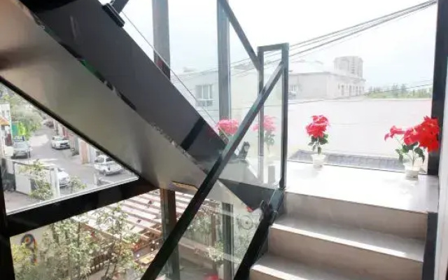 Yining Muzi Family Homestay
