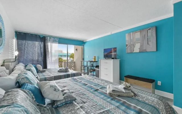 1600 South Ocean Boulevard