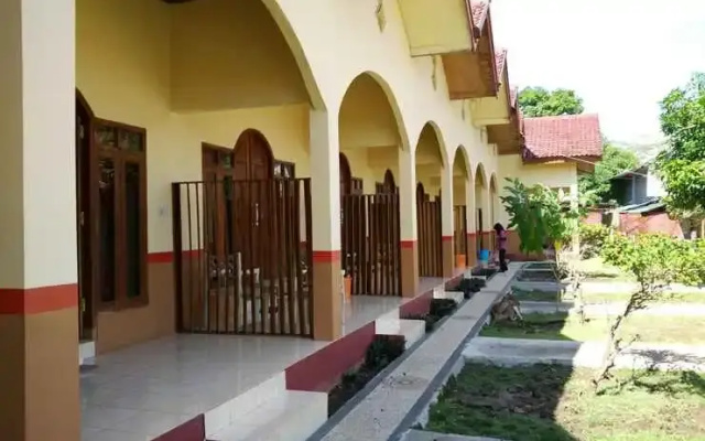 Hotel Mutmainnah