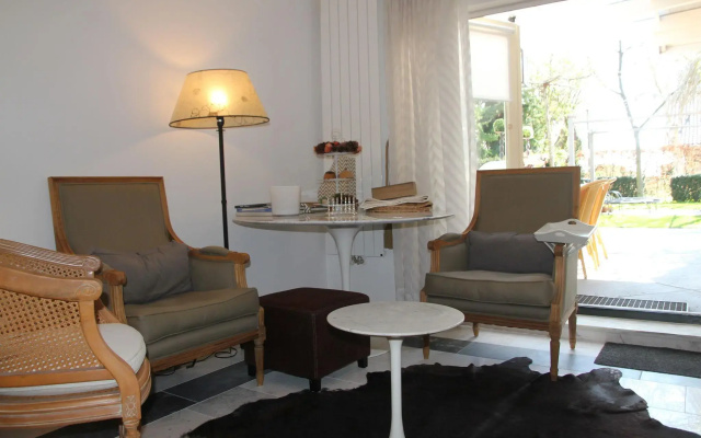 Studio Near Heiloo Woods and Egmond Beach