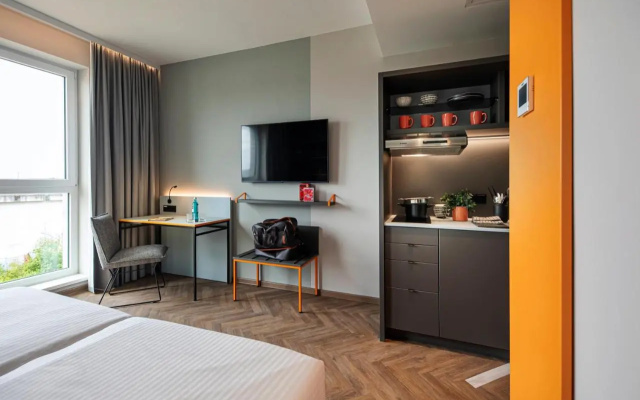 LOGINN Hotel Köln Airport