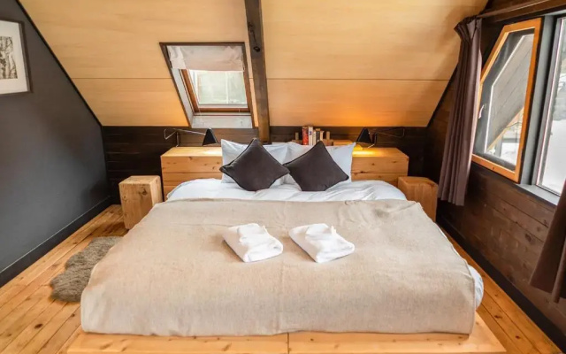 Momiji Lodge