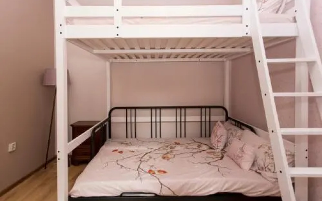 Garibaldi Guest House