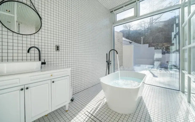 Yangpyeong Villa Blanche Dokchepension