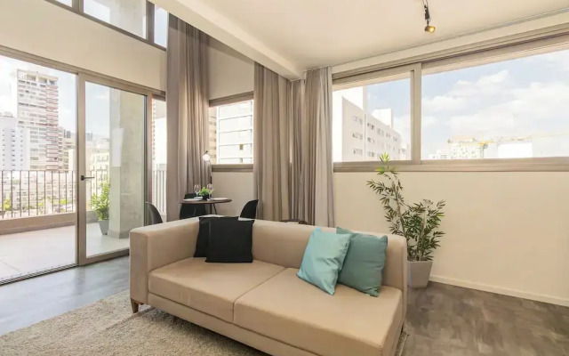 Duplex com piscina e academia