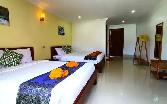 The Golden Gecko Villa