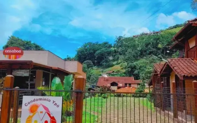 Quarto Maringá Minas