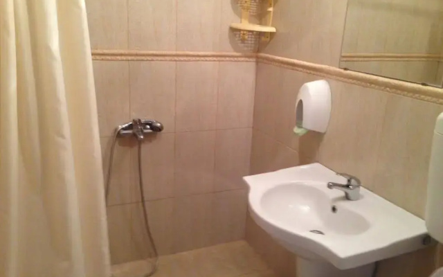 Kristian Family Hotel