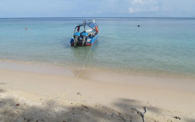 Bubbles Dive Resort