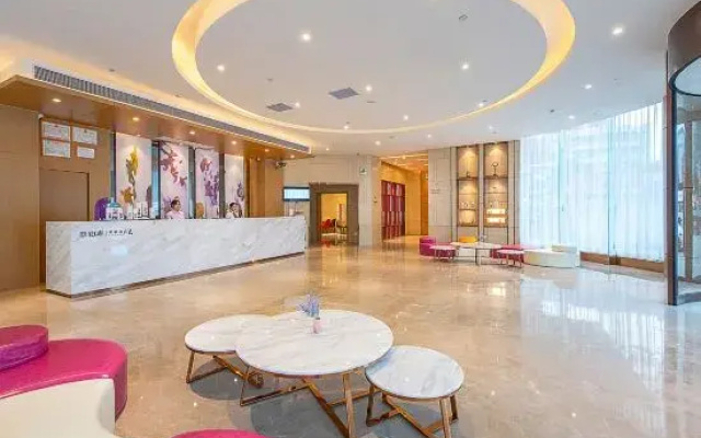 Lavande Hotels Zhongshan Torch Development Zone Light Rail Zhongshan Station Branch