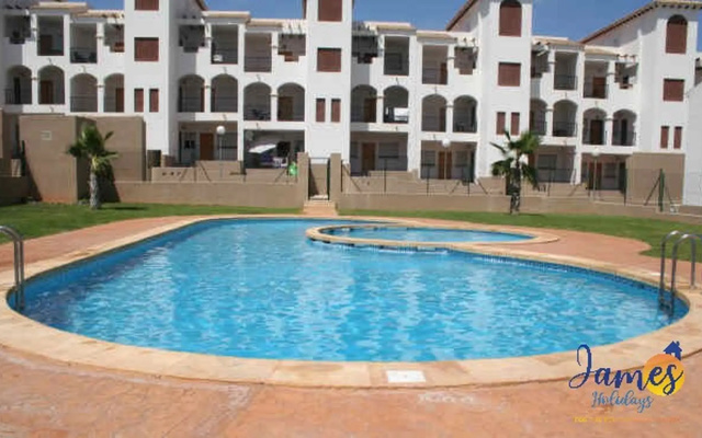 La Cinuelica R14 grd flr apt overlooking pool L124
