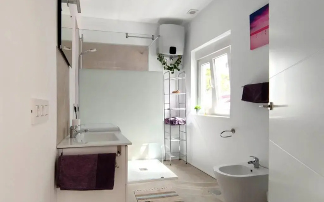 Fantastico 1 - Balcony, Free Parking, air Conditioning, Free Netflix, BBQ