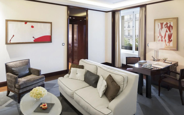 The Peninsula Paris