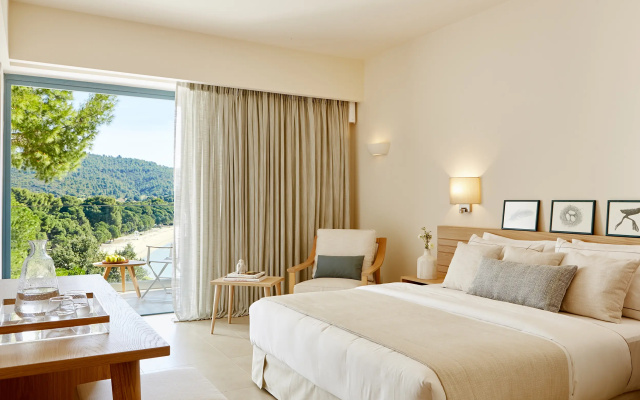 ELIVI Skiathos