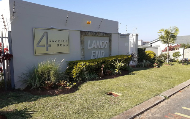 Lands End Family Only Apartment