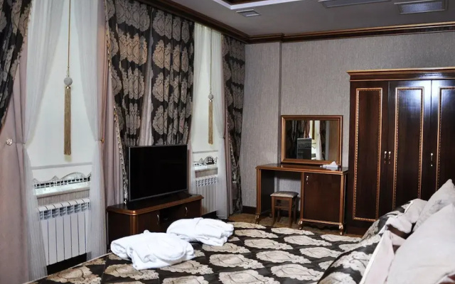 Отель Joyy Hotel & Spa