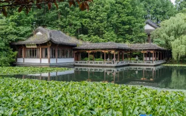Xihu 78 Lagerstroemia boutique hotel