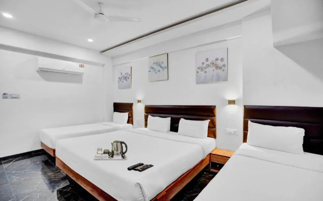 Hotel Pearl Residency