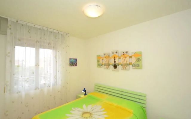 One-bedroom Apartment With sea View