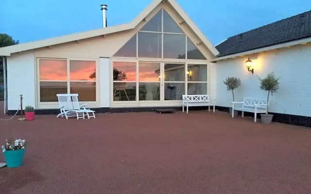 The Waverly House